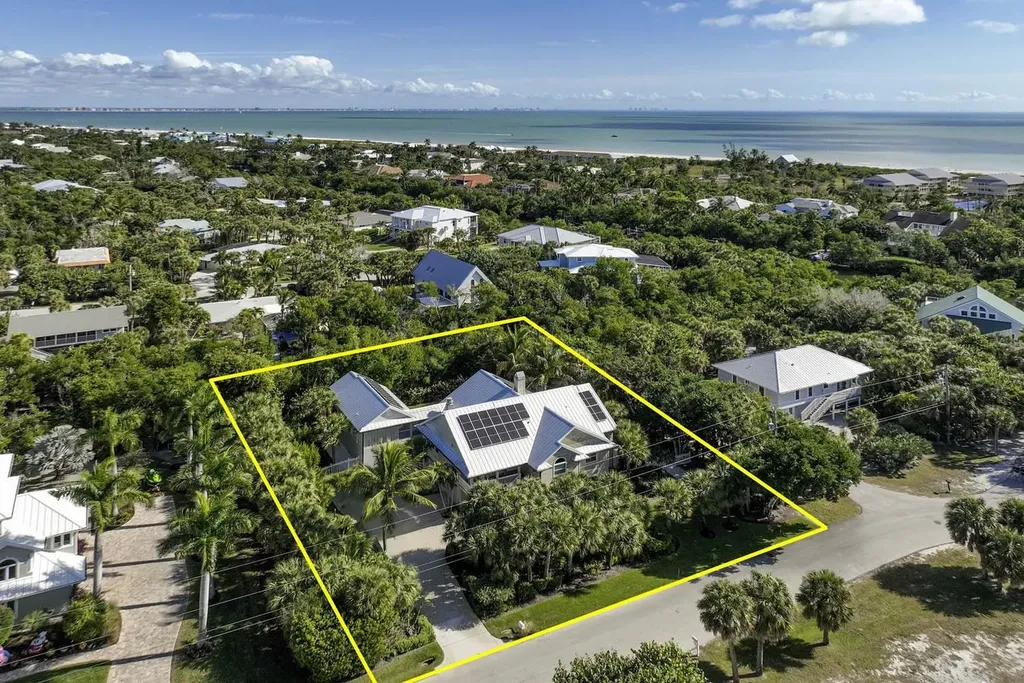 687 Anchor Drive Sanibel FL 33957