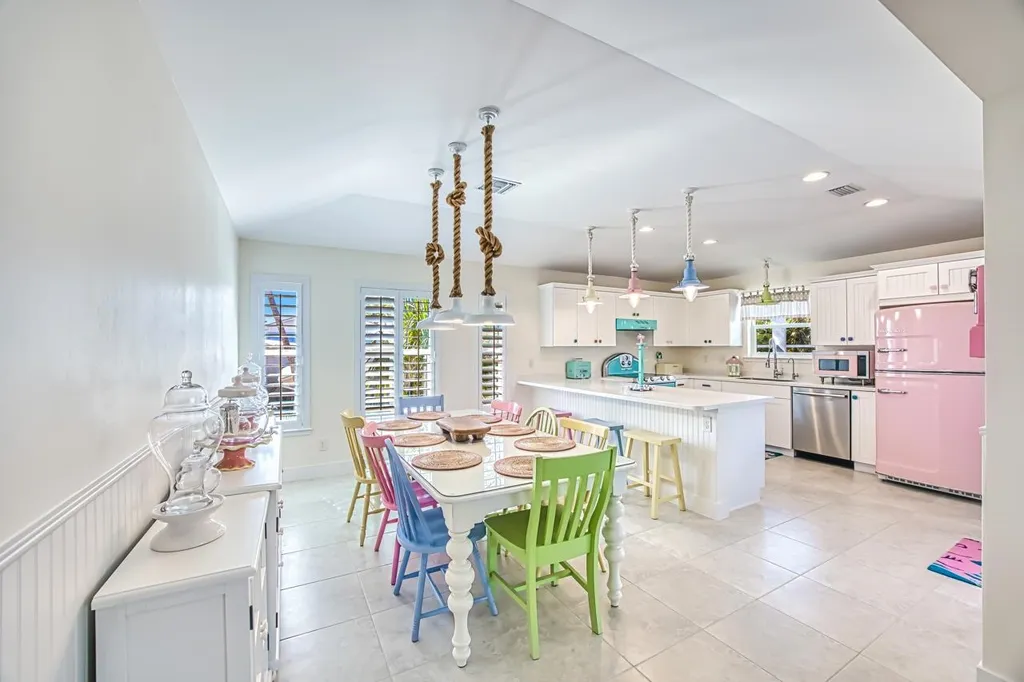 1233 Middle Gulf Drive Sanibel FL 33957