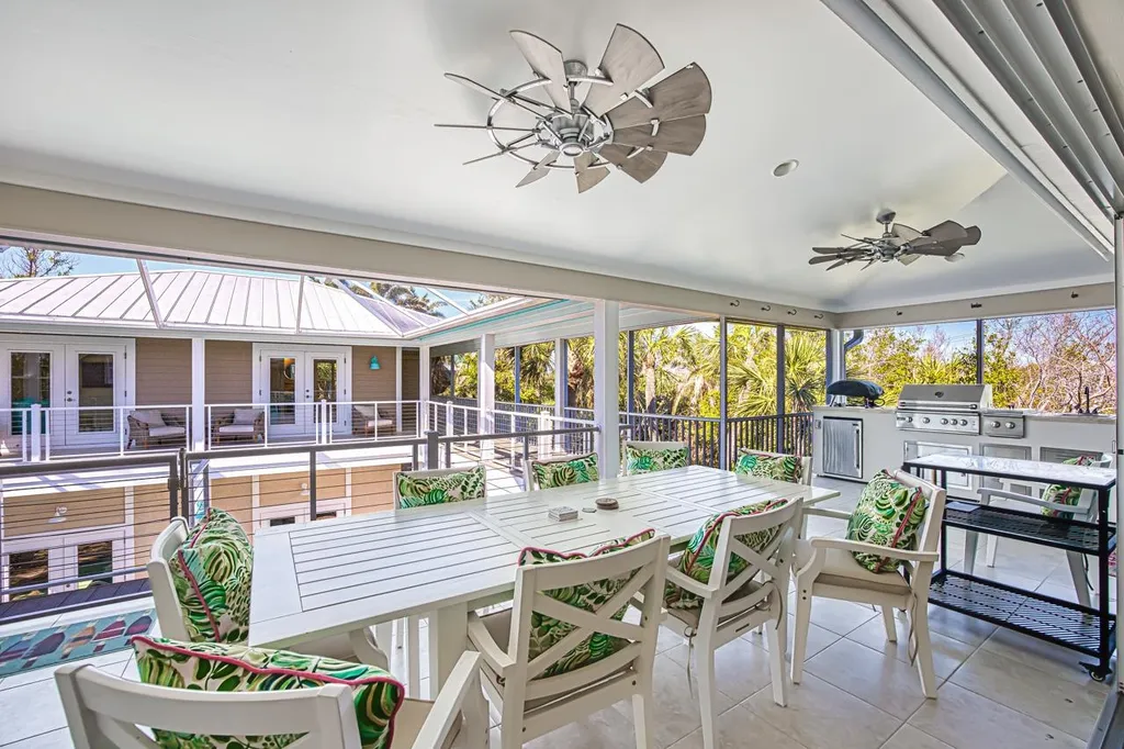 1233 Middle Gulf Drive Sanibel FL 33957