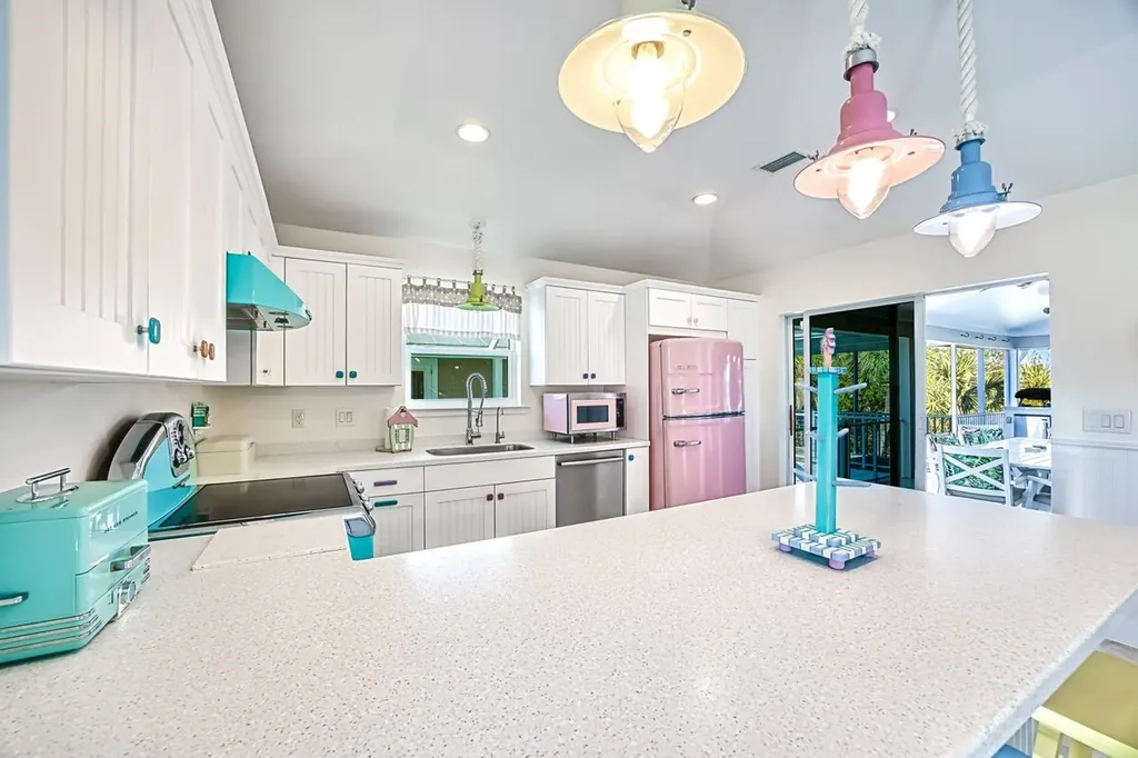 1233/1235 Middle Gulf Drive Sanibel FL 33957