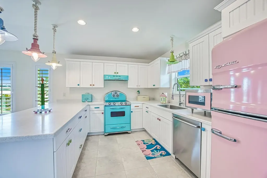 1233/1235 Middle Gulf Drive Sanibel FL 33957