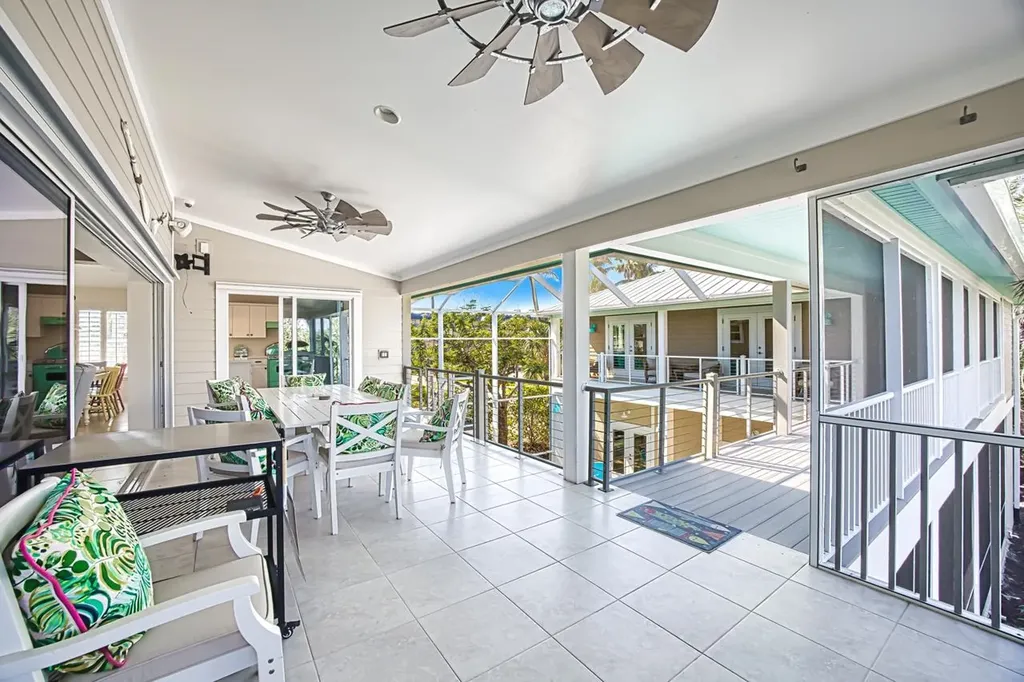 1233 Middle Gulf Drive Sanibel FL 33957