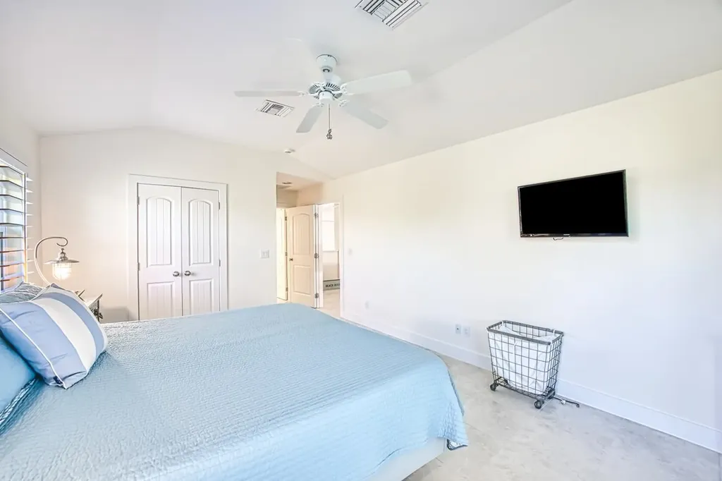 1233 Middle Gulf Drive Sanibel FL 33957