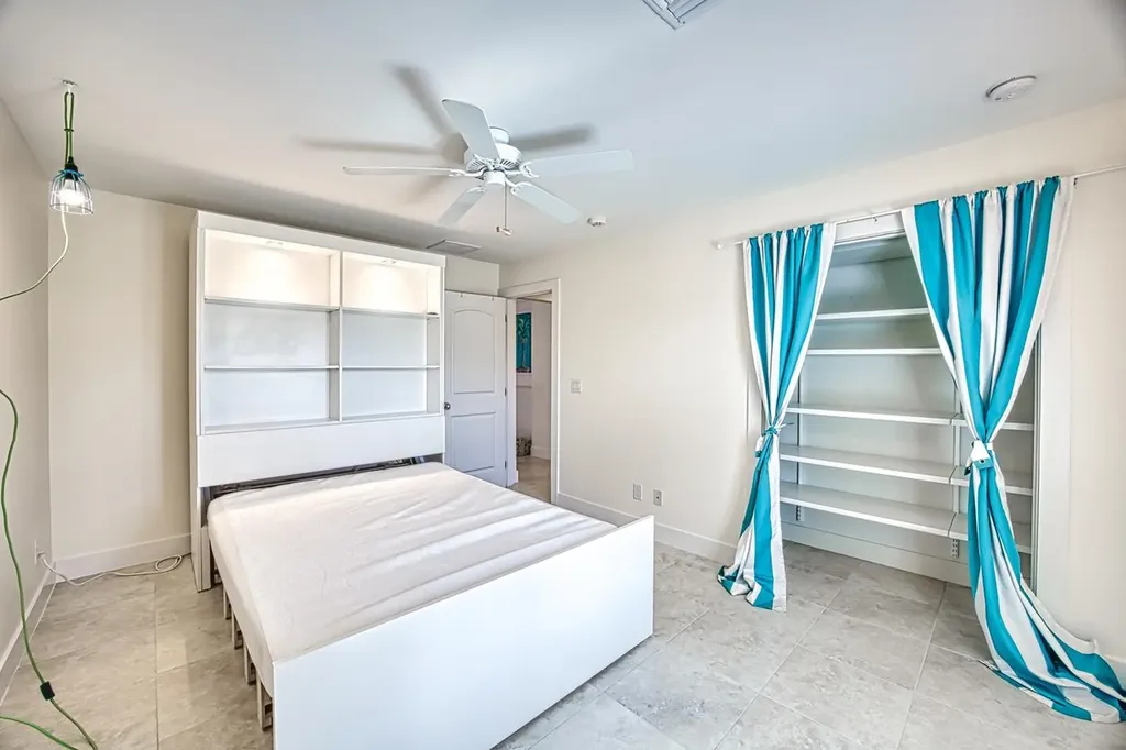 1233/1235 Middle Gulf Drive Sanibel FL 33957