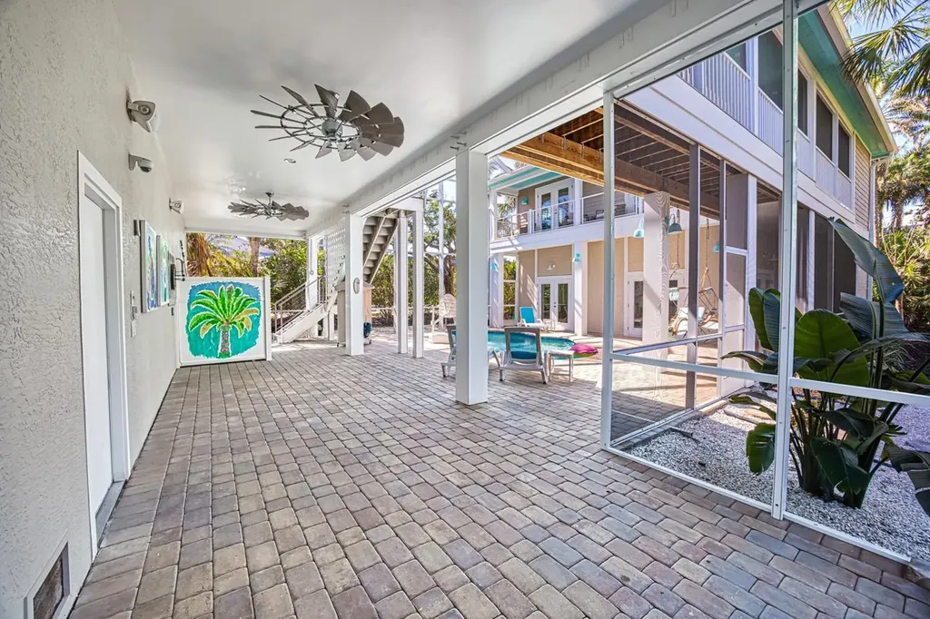 1233/1235 Middle Gulf Drive Sanibel FL 33957