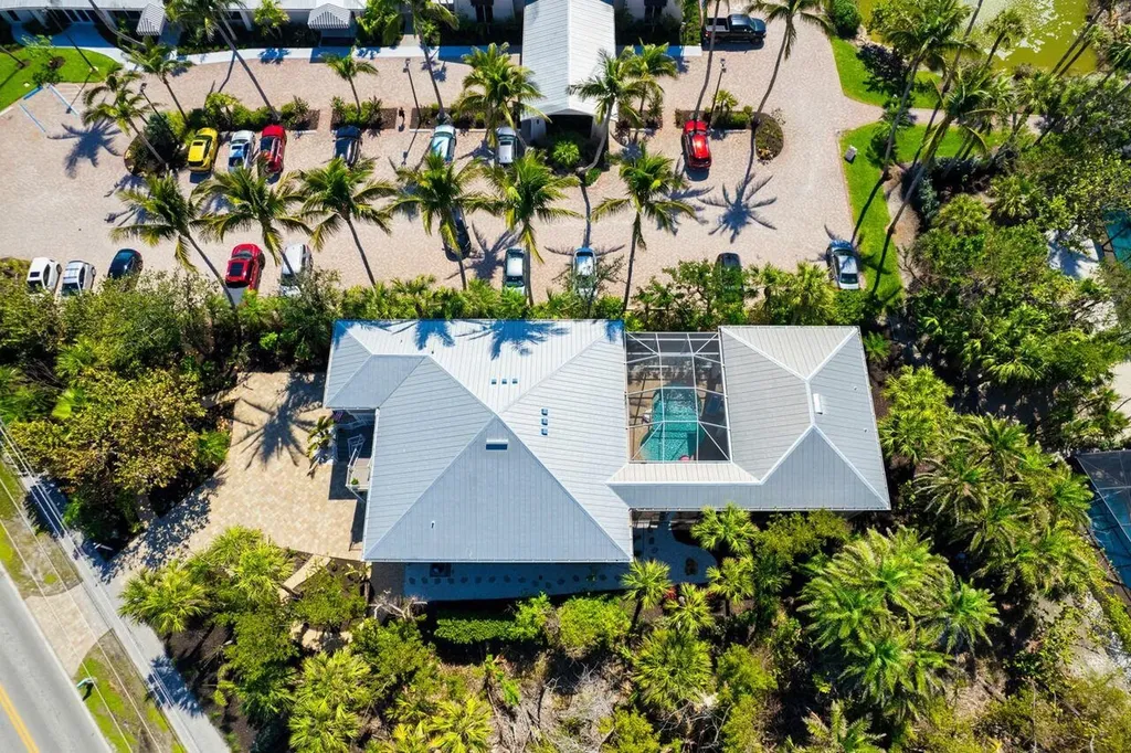 1233 Middle Gulf Drive Sanibel FL 33957