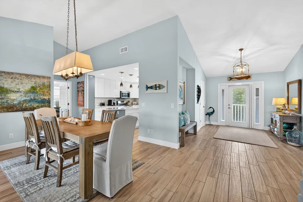 243 Southwinds Drive Sanibel FL 33957