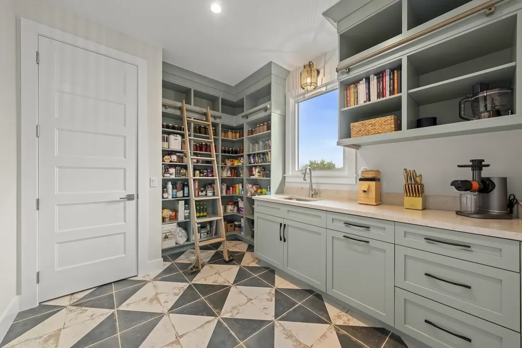 1332 Eagle Run Drive Sanibel FL 33957