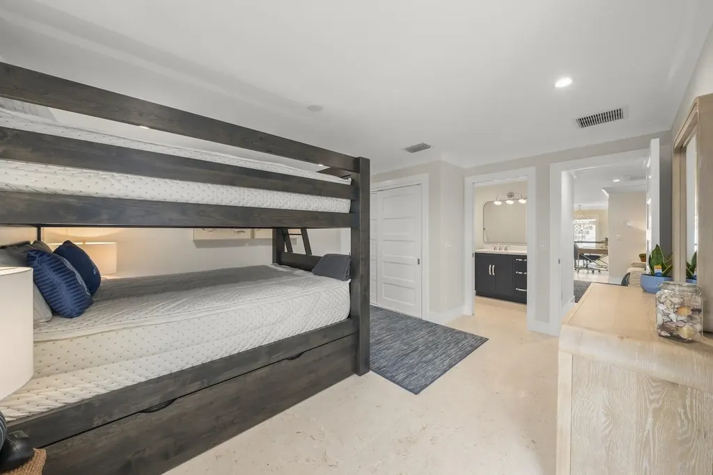 1332 Eagle Run Drive Sanibel FL 33957