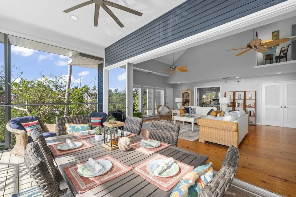 2449 Harbour Lane Sanibel FL 33957