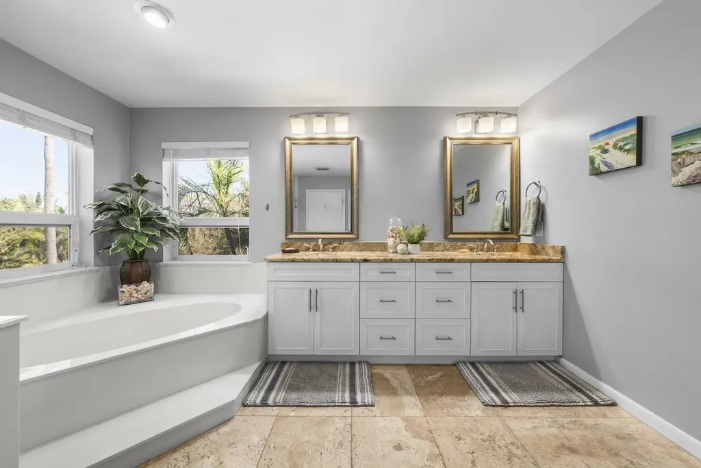 2449 Harbour Lane Sanibel FL 33957