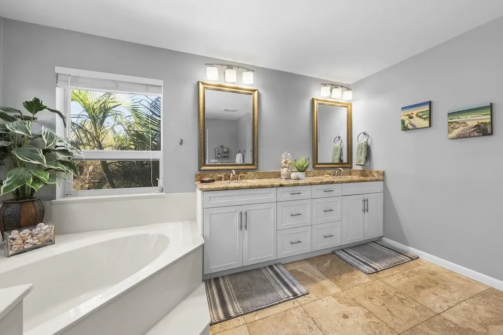 2449 Harbour Lane Sanibel FL 33957