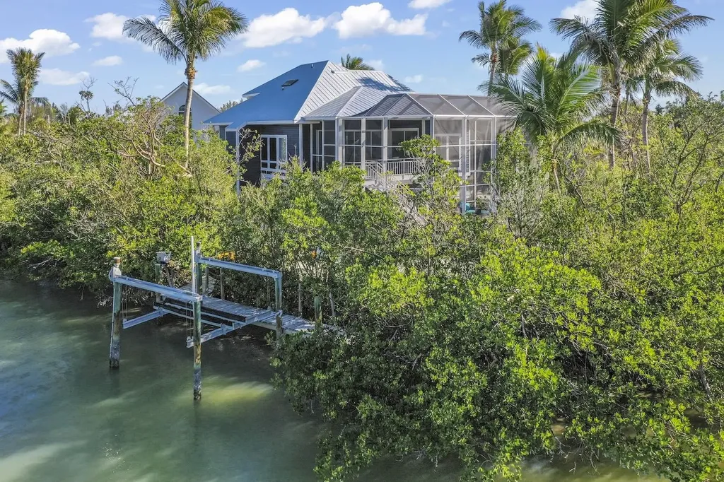 2449 Harbour Lane Sanibel FL 33957