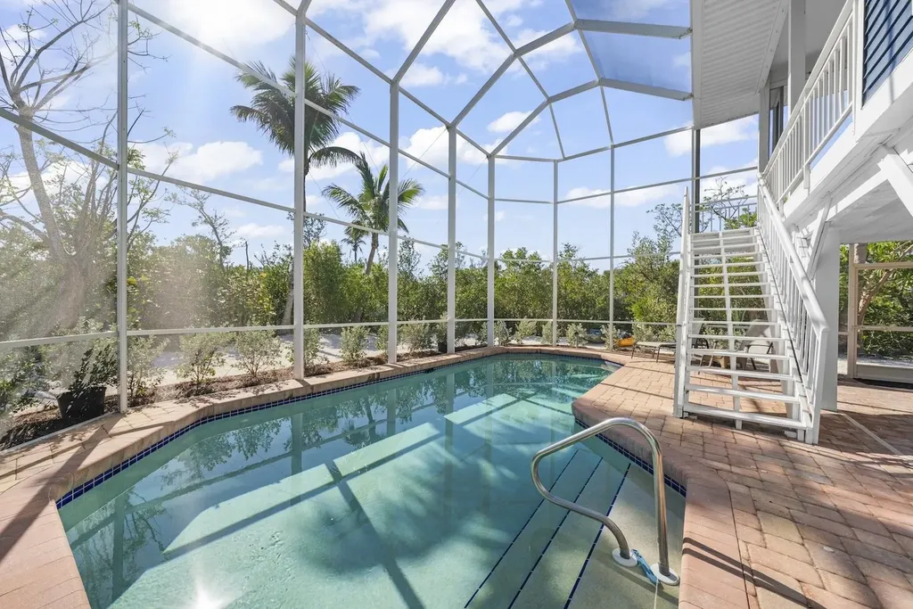 2449 Harbour Lane Sanibel FL 33957