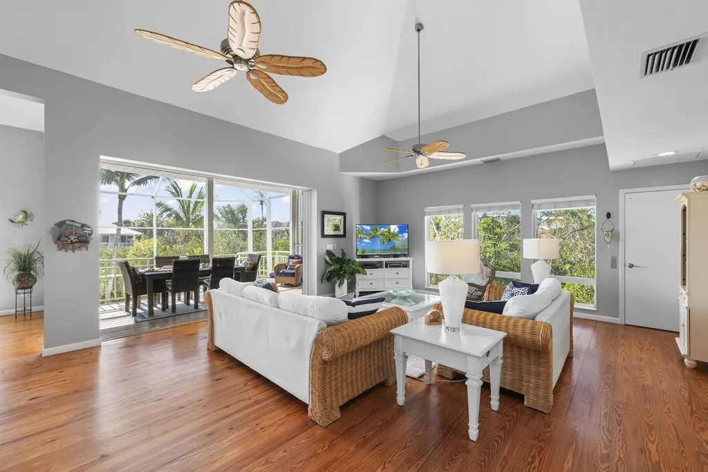 2449 Harbour Lane Sanibel FL 33957