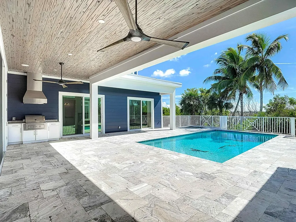 9345 Dimmick Drive Sanibel FL 33957