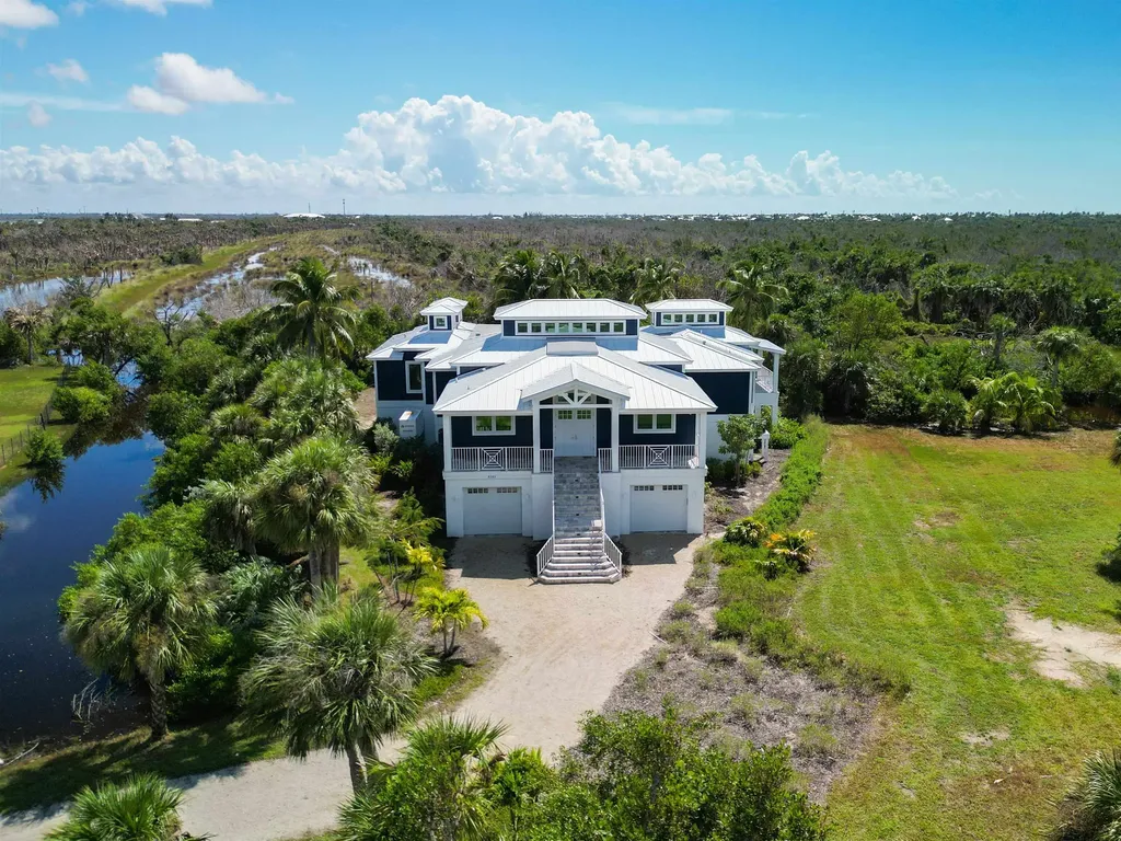 9345 Dimmick Drive Sanibel FL 33957