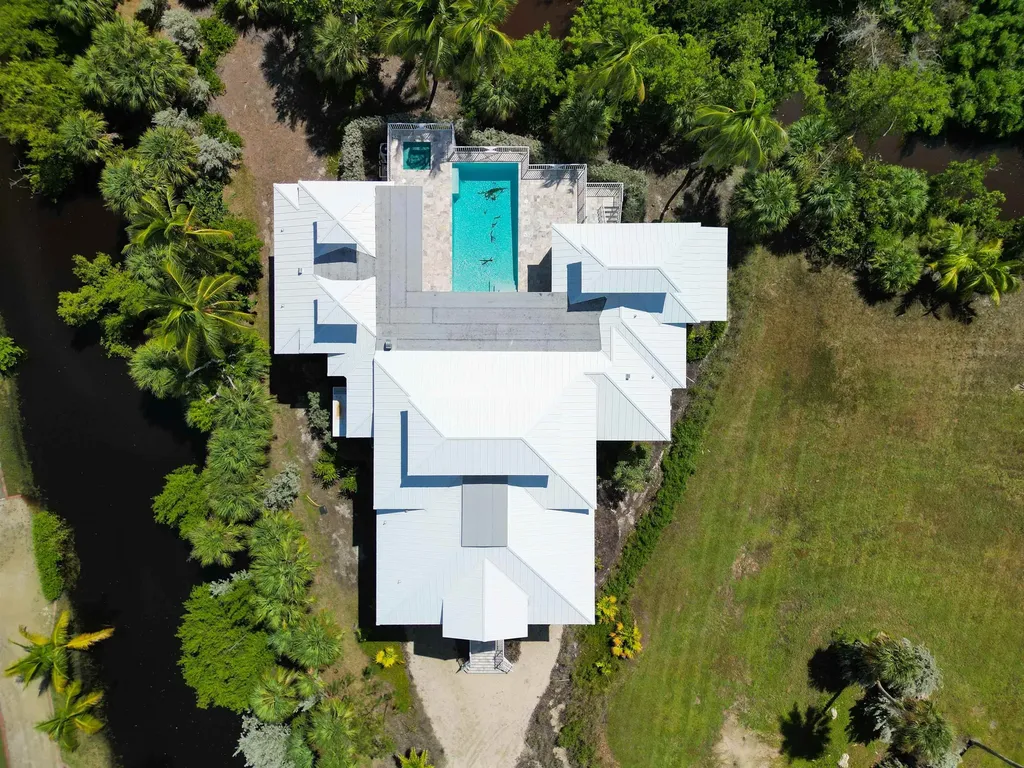 9345 Dimmick Drive Sanibel FL 33957