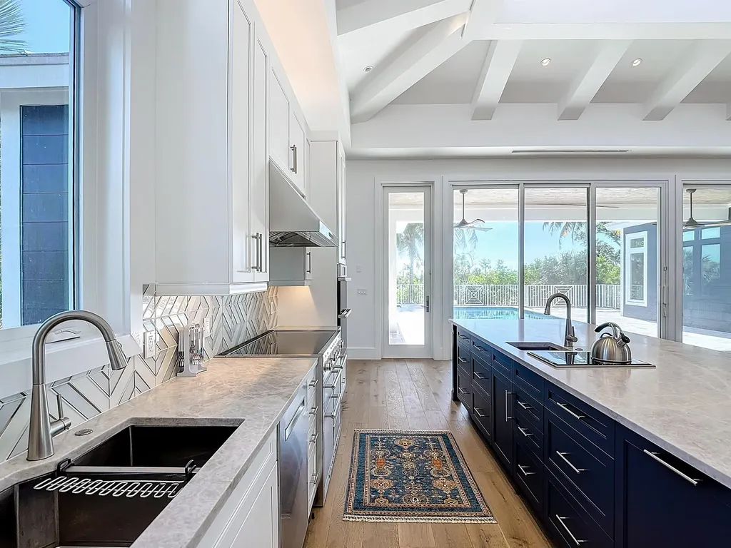 9345 Dimmick Drive Sanibel FL 33957