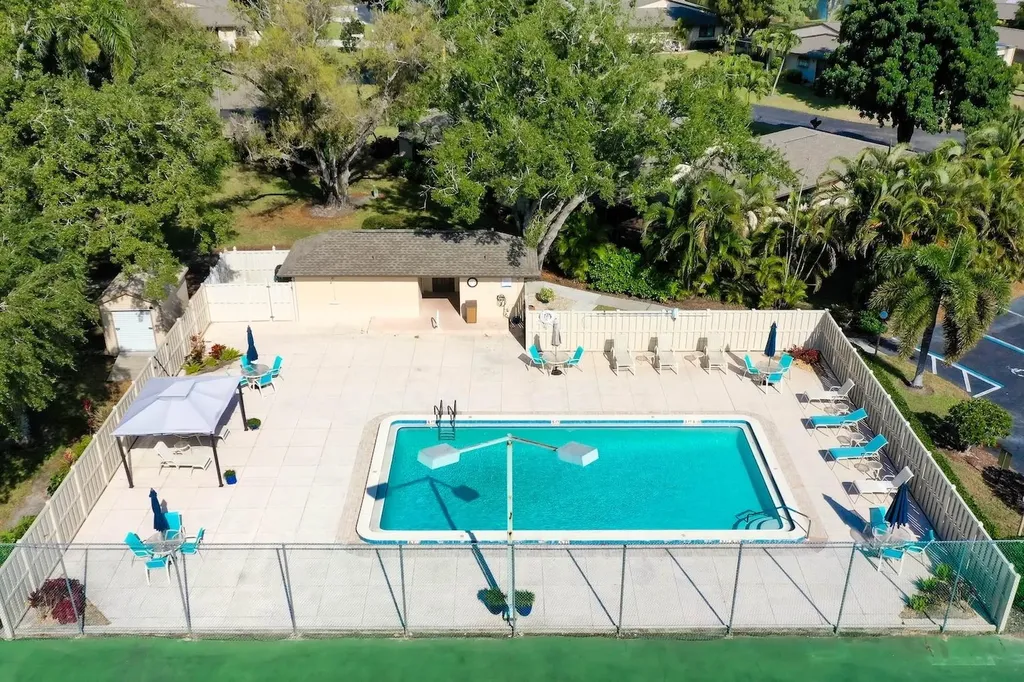 5840 Crabwood Court Fort Myers FL 33919