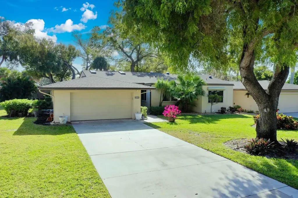 5840 Crabwood Court Fort Myers FL 33919