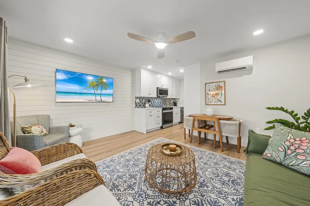 409 E Gulf Drive Sanibel FL 33957