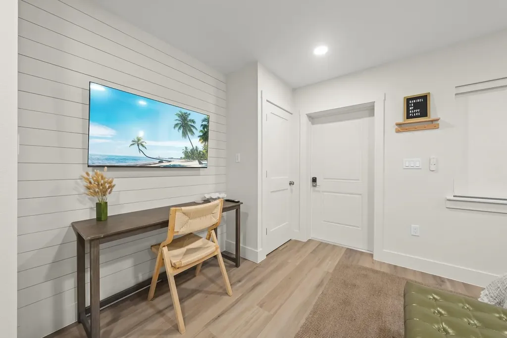 409 E Gulf Drive Sanibel FL 33957