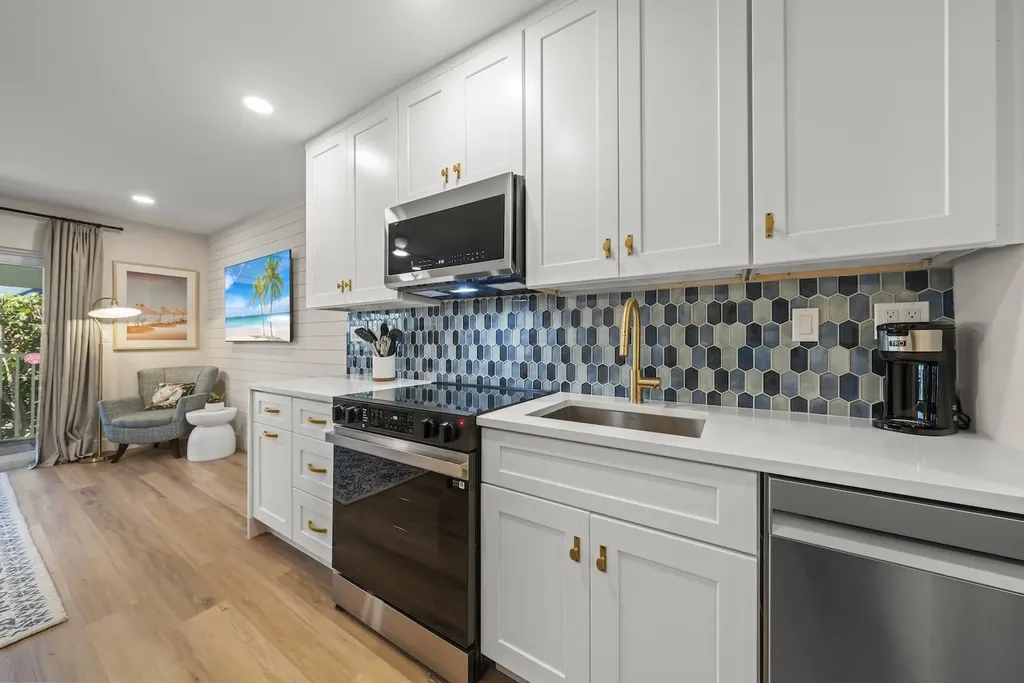 409 E Gulf Drive Sanibel FL 33957