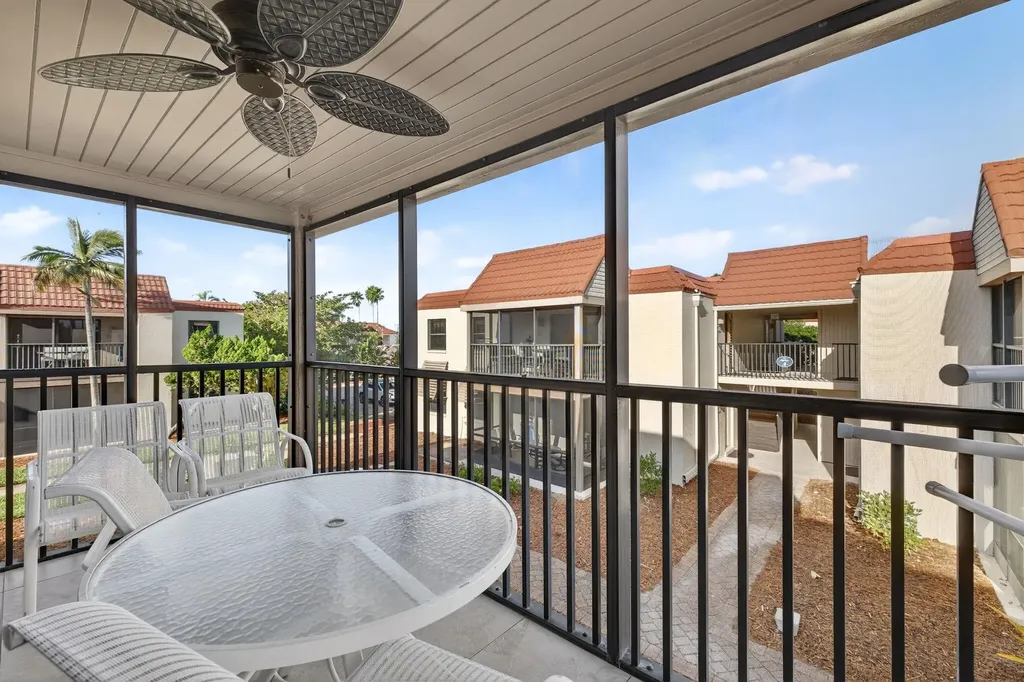 845 E Gulf Drive Sanibel FL 33957