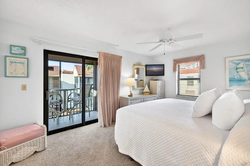 845 E Gulf Drive Sanibel FL 33957