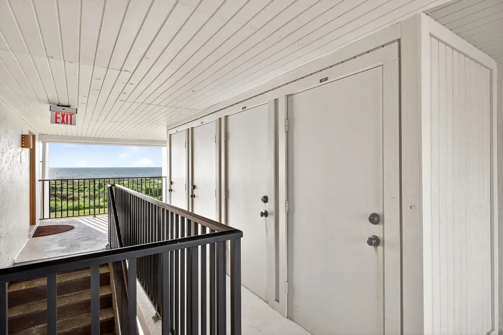 845 E Gulf Drive Sanibel FL 33957