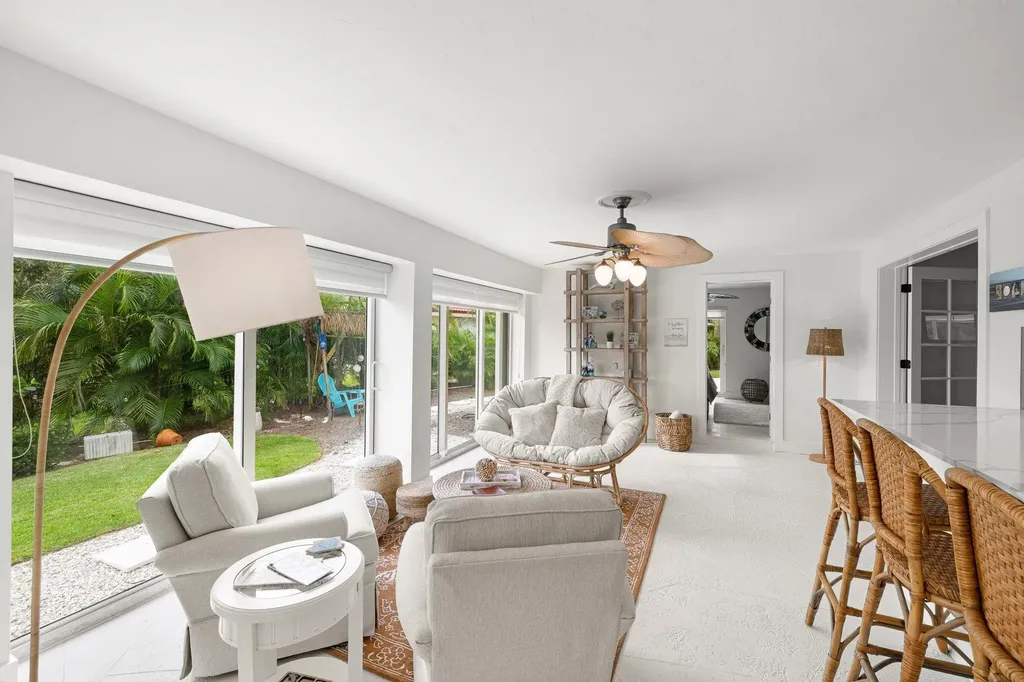 979 Whelk Drive Sanibel FL 33957