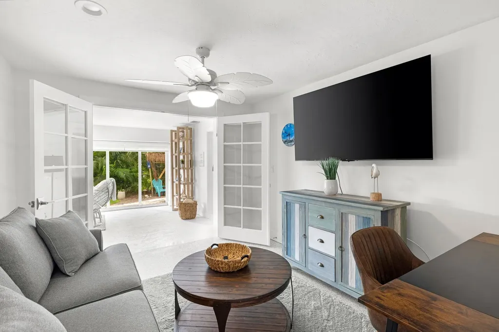 979 Whelk Drive Sanibel FL 33957