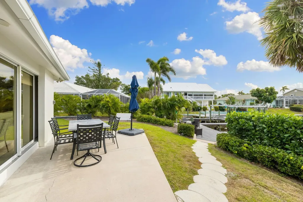 979 Whelk Drive Sanibel FL 33957