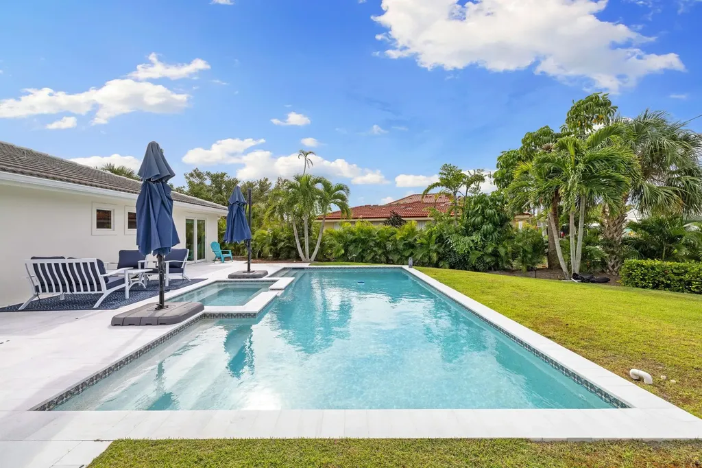 979 Whelk Drive Sanibel FL 33957