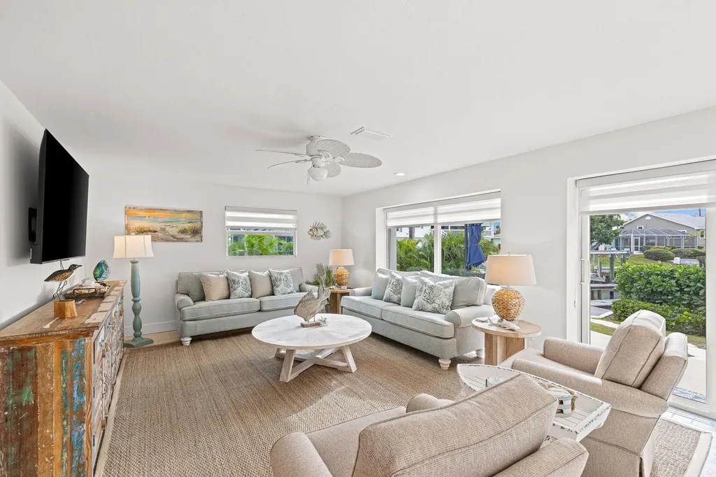 979 Whelk Drive Sanibel FL 33957