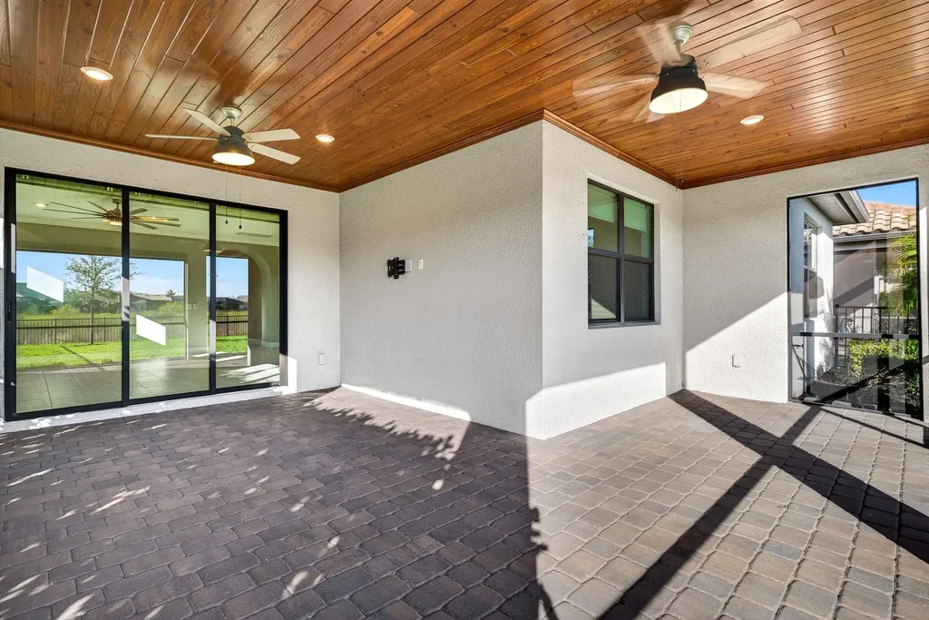 19649 Utopia Lane Estero FL 33928