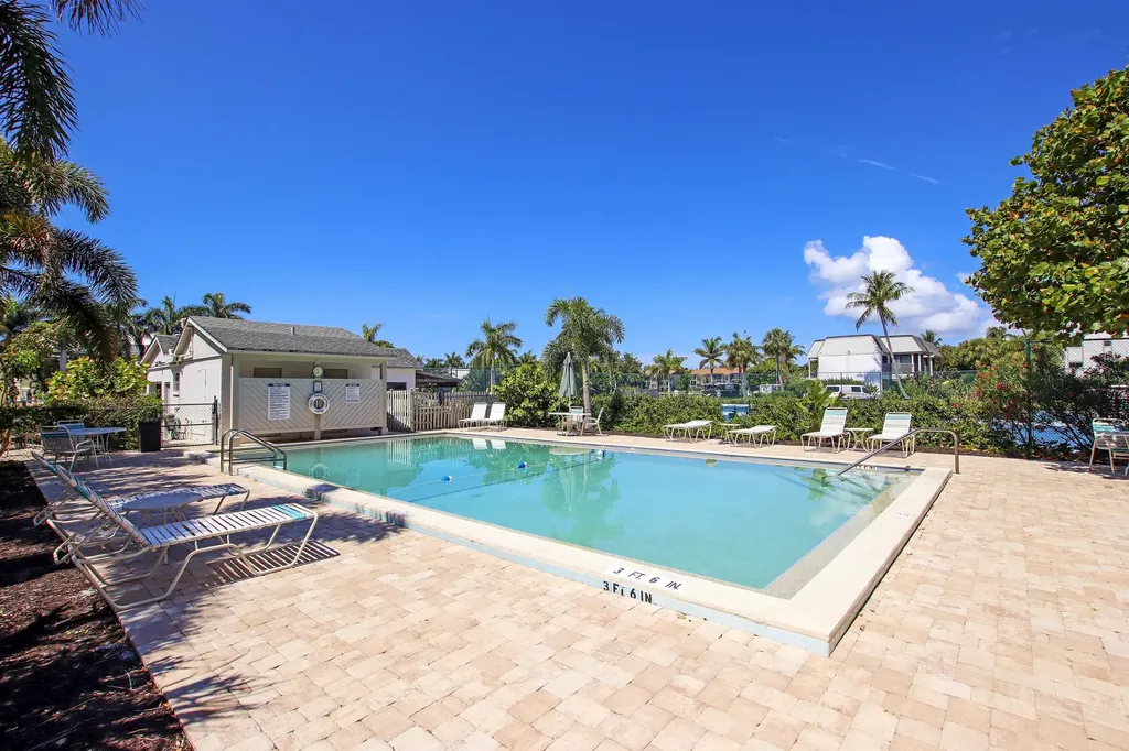 760 Sextant Drive Sanibel FL 33957