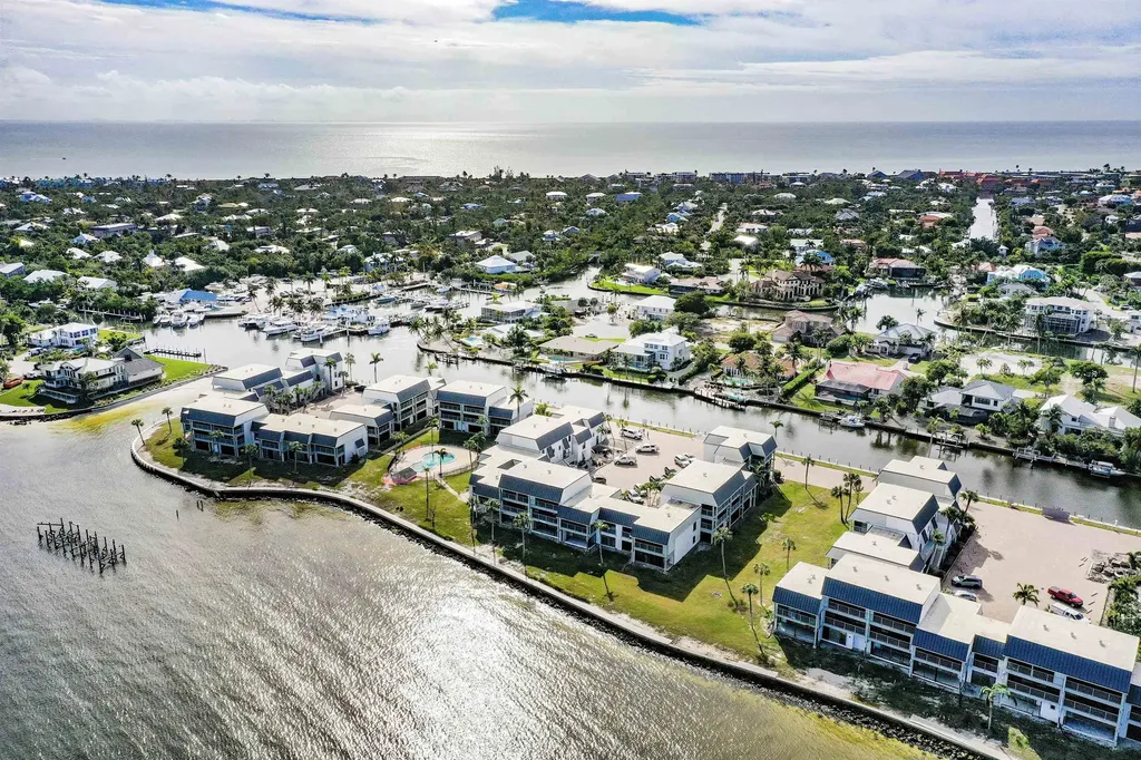 760 Sextant Drive Sanibel FL 33957