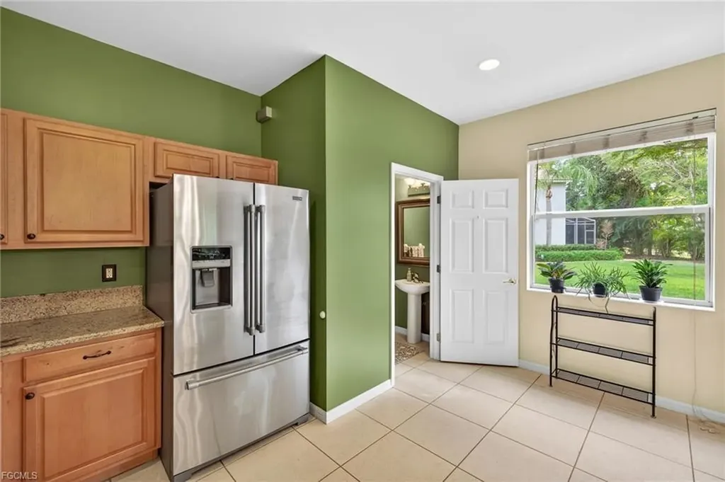 8410 Village Edge Circle Fort Myers FL 33919