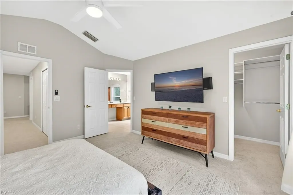 8410 Village Edge Circle Fort Myers FL 33919