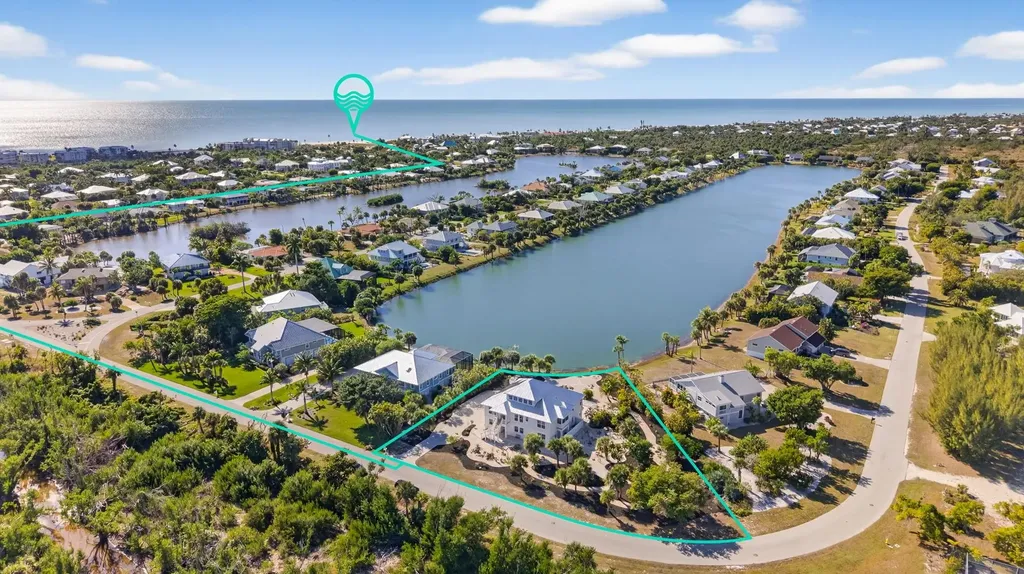 517 Lake Murex Circle Sanibel FL 33957
