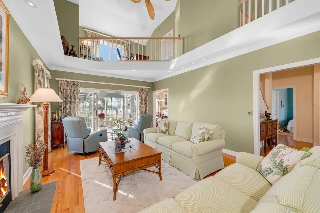 1172 Kittiwake Circle Sanibel FL 33957