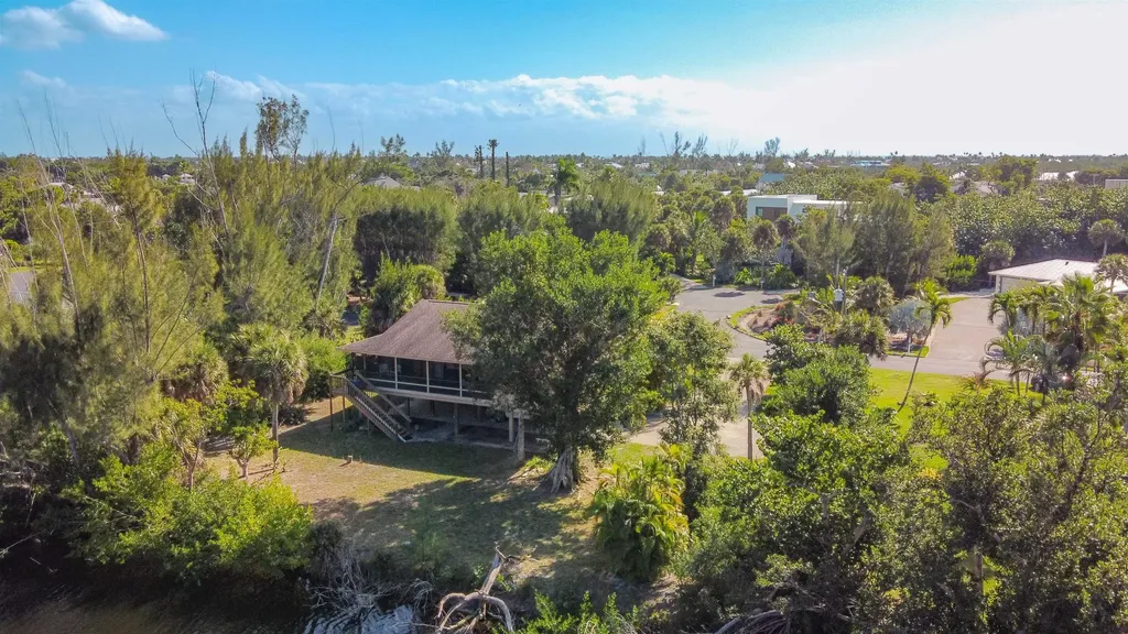 1595 Bunting Lane Sanibel FL 33957