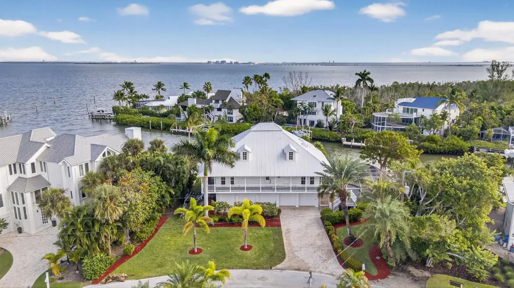 1480 Angel Drive Sanibel FL 33957