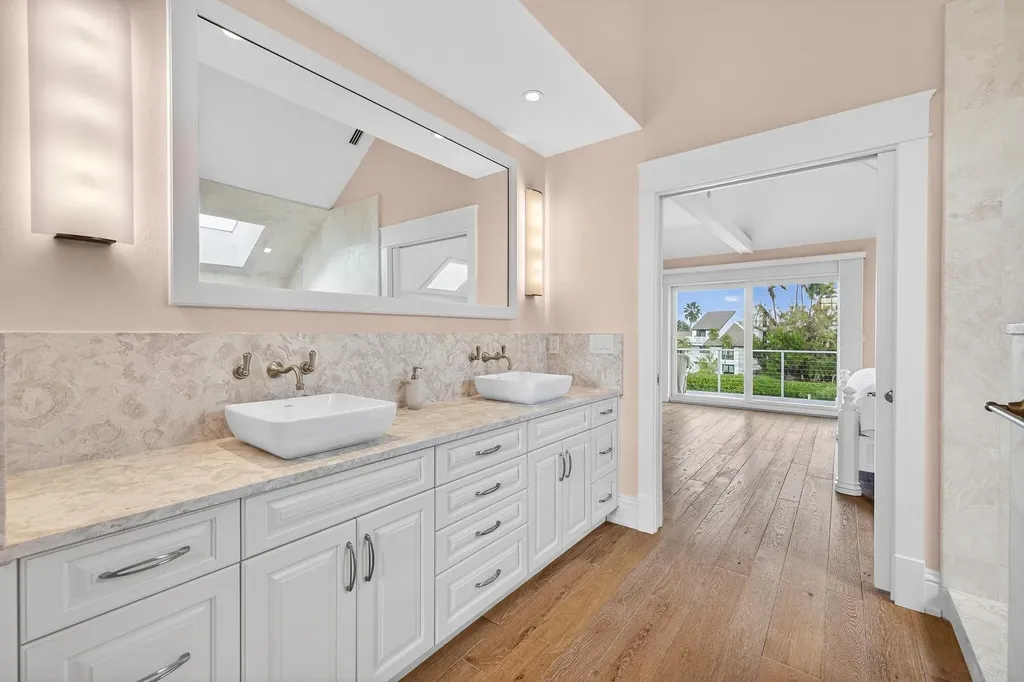 1480 Angel Drive Sanibel FL 33957