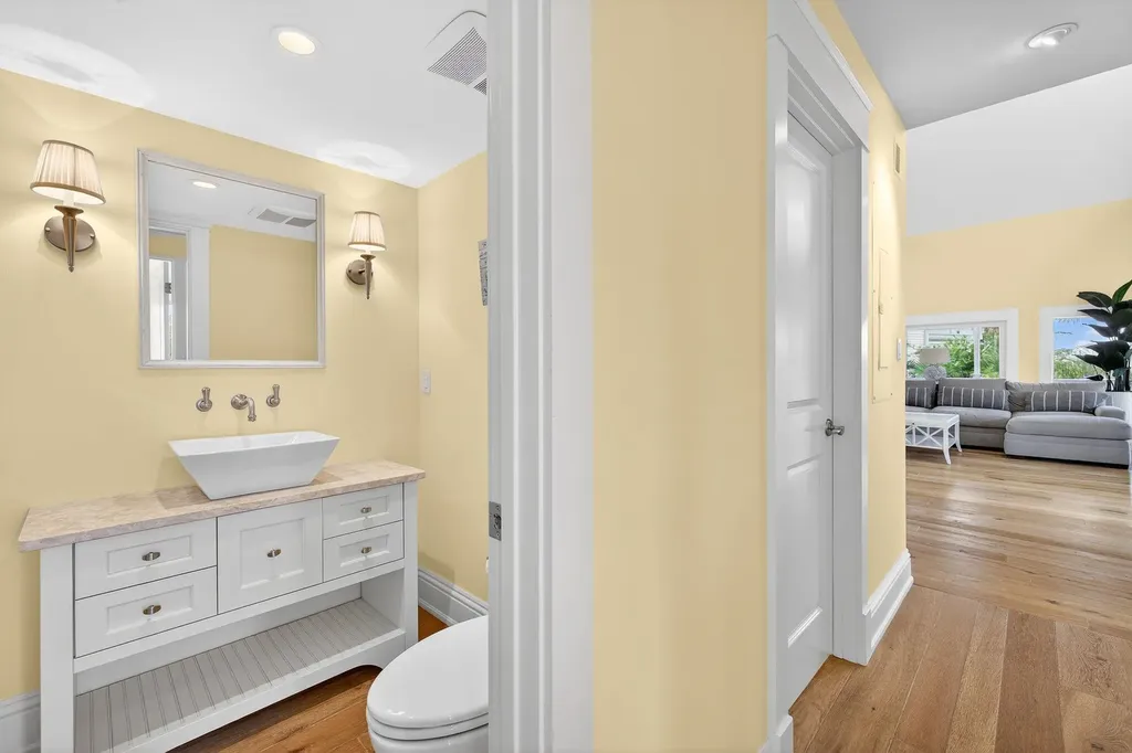 1480 Angel Drive Sanibel FL 33957