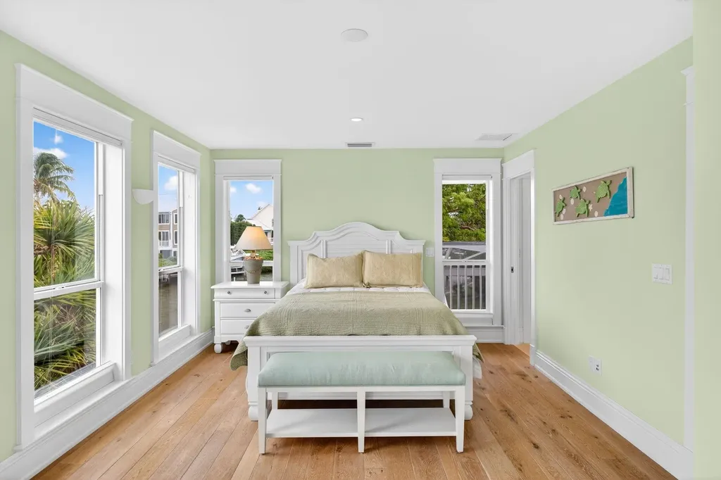 1480 Angel Drive Sanibel FL 33957