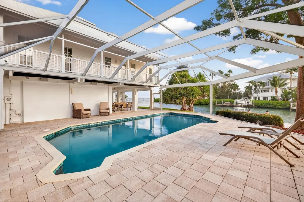 1480 Angel Drive Sanibel FL 33957