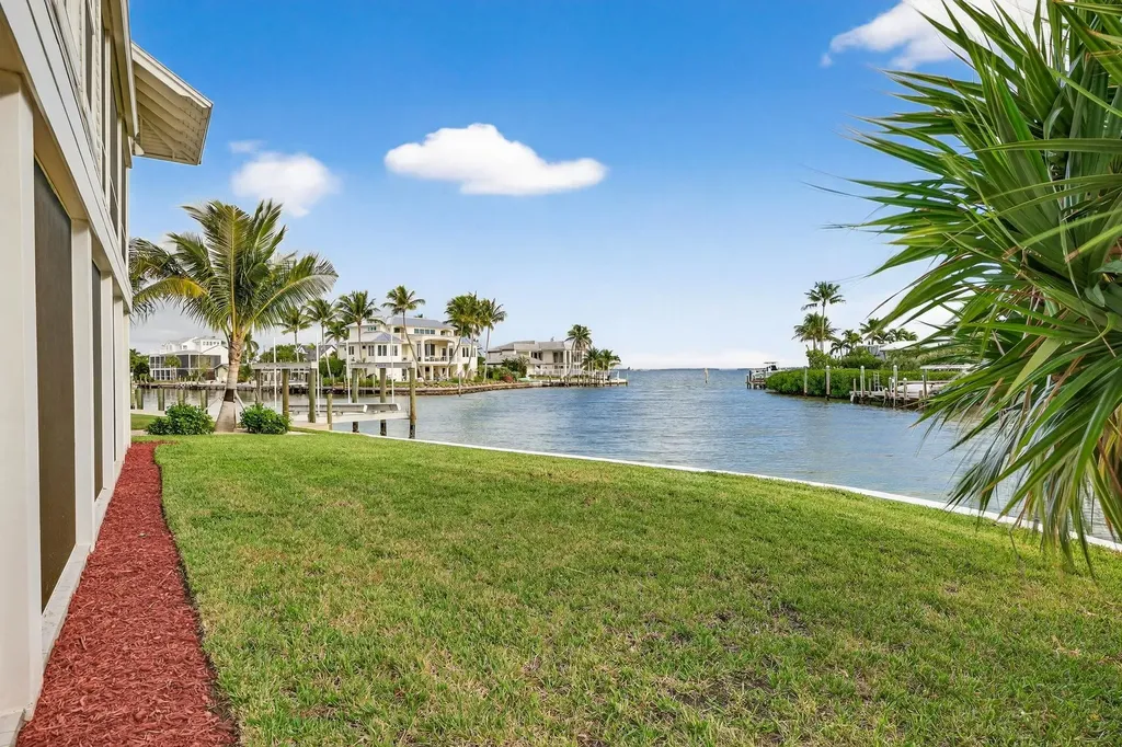 1480 Angel Drive Sanibel FL 33957